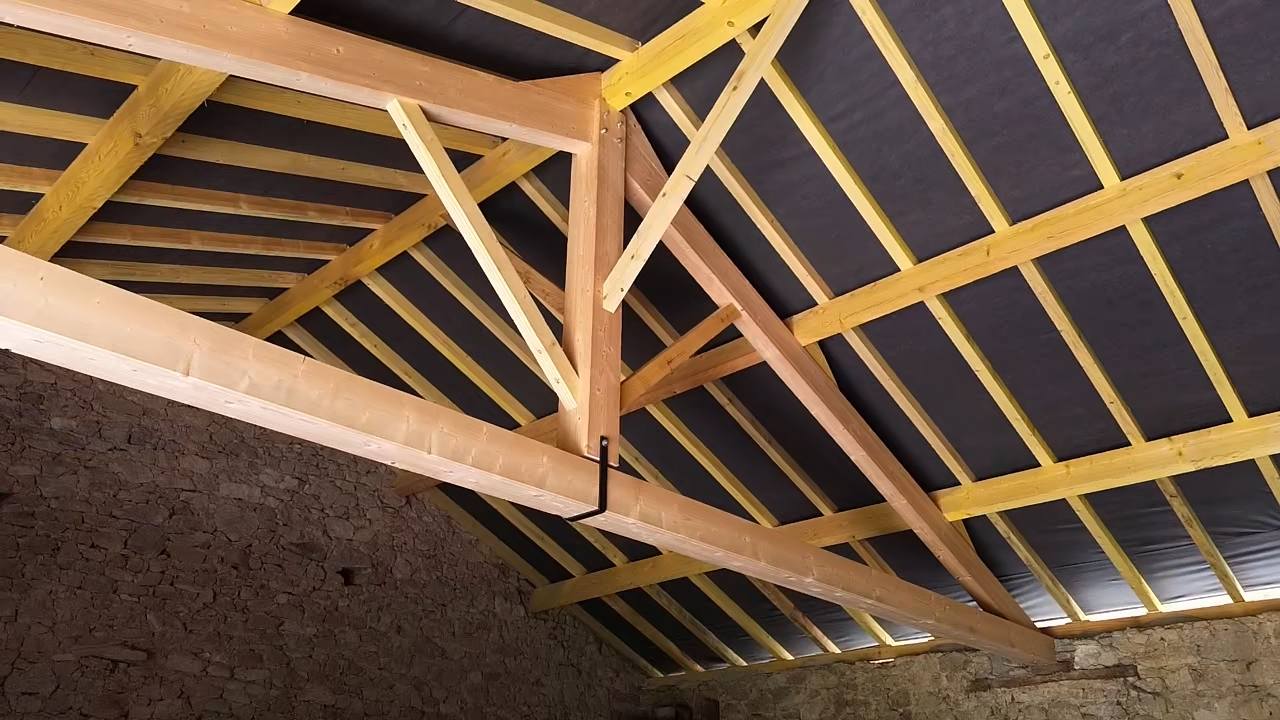 Charpente par JB Habitat